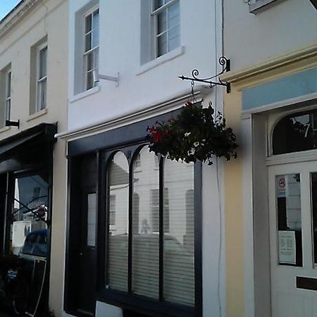 6 Suffolk Parade Hotel Cheltenham Esterno foto